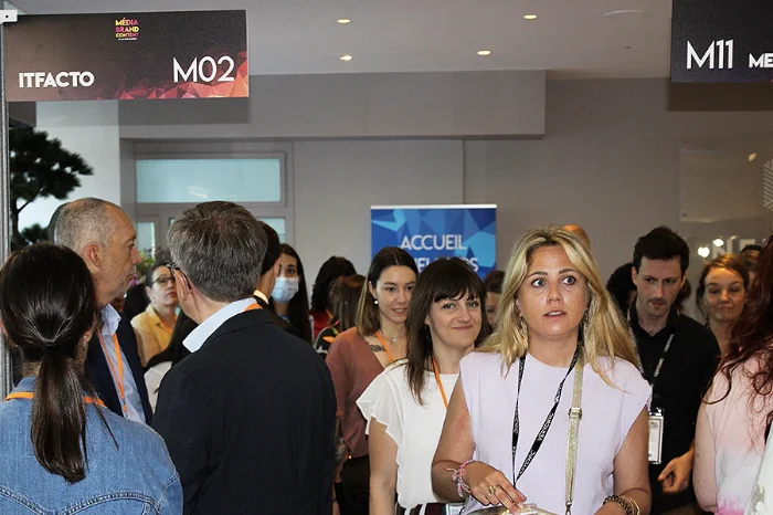 Les visiteurs viendront pour
